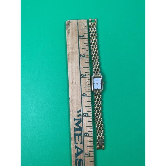 Monet Gold Tone Women’s Wrist Watch Japan Movement 6.5” Length - Picture 7 of 7